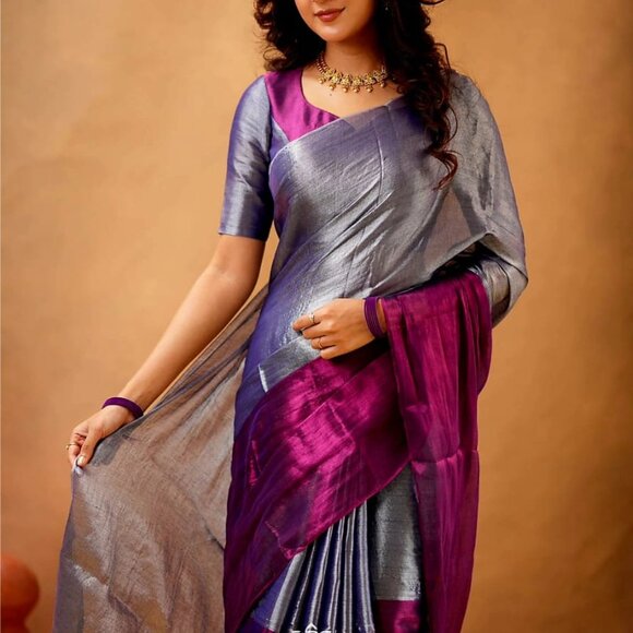 Khadi Cotton Saree - Picture 10 of 12